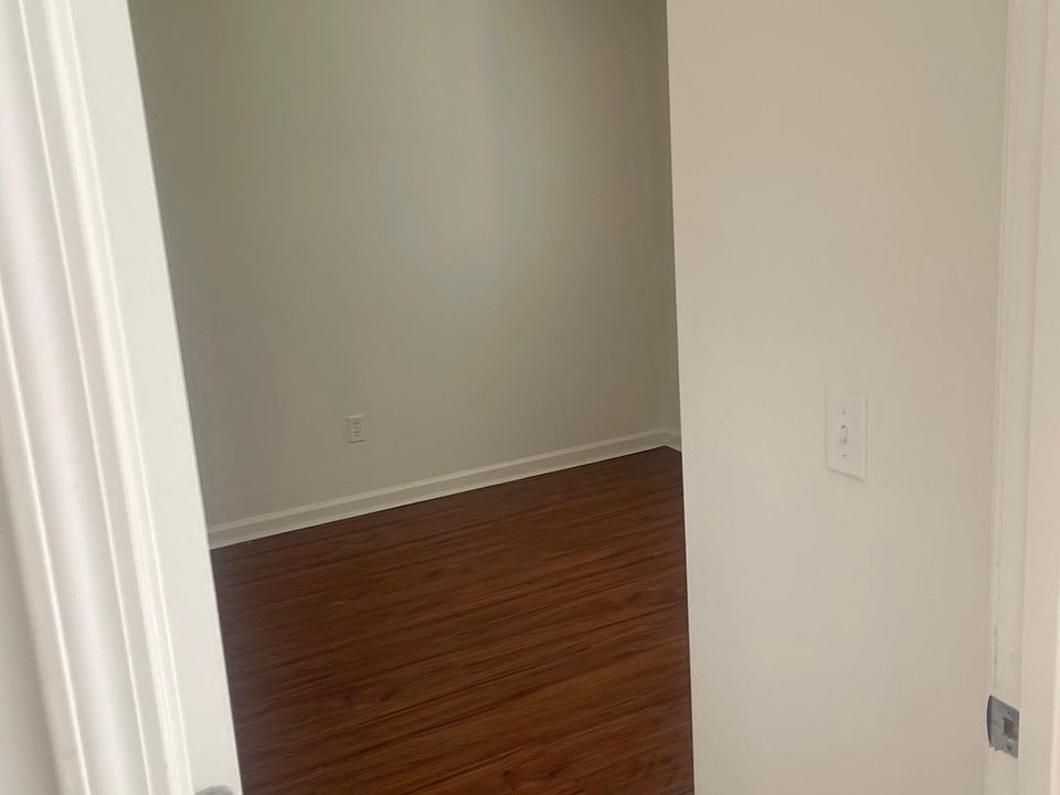 1st image of 2594 Montgomery St