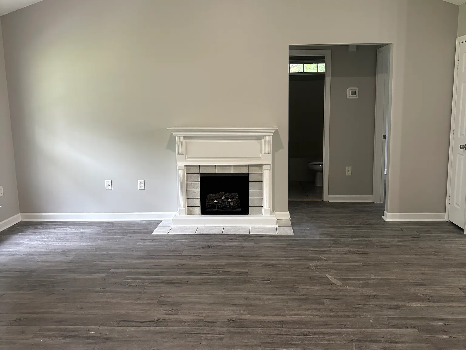 3 bed, 1272 sqft, $1,875 — Photo 4