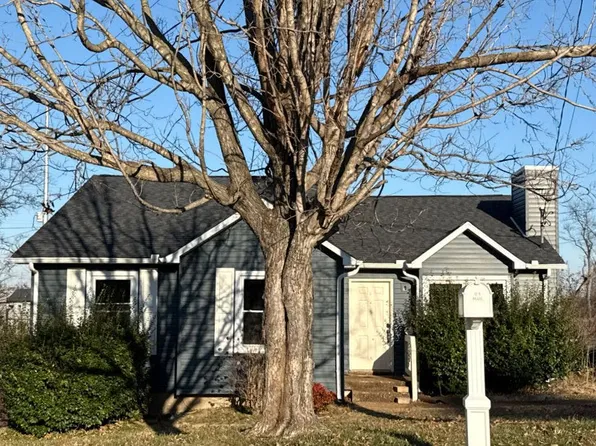 400 Amquiwood Ct, Madison, TN 37115