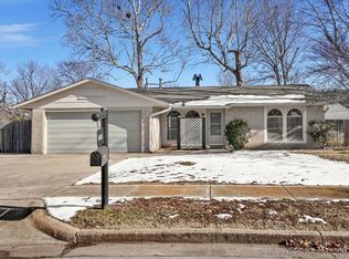 4301 S Ash Pl, Broken Arrow, OK 74011
