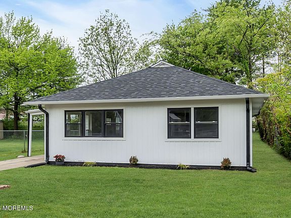 3rd image of 1600 13th Street