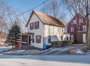 22 Highland St, Wakefield, MA 01880