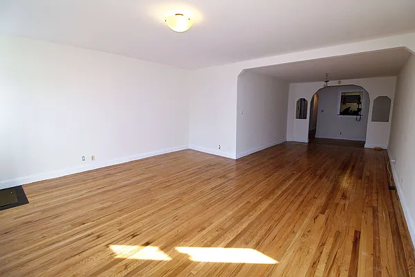 Rented by Compass | media 20