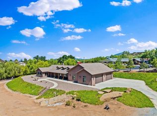 19553 Hidden Glen Rd, Alpine, CA 91901