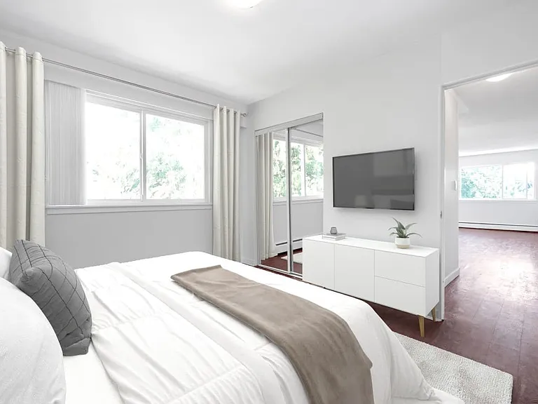 101 Royal Ave — Photo 10