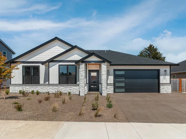 2701 NE 55th Pl, Lincoln City, OR 97367