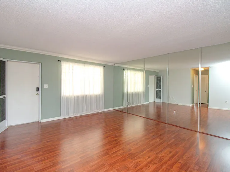 729 Palm View Dr #D4 — Photo 5