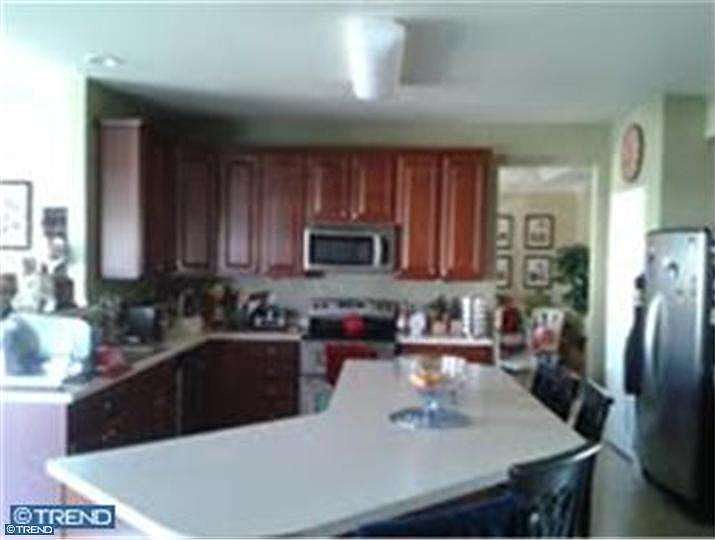 2nd image of 656 Ironwood Dr