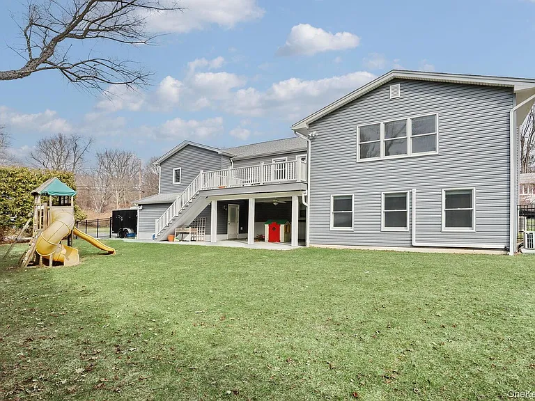 6 Hemlock Ln — Photo 43