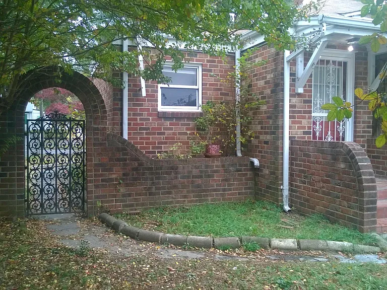 1911 Peter Paul Blvd — Photo 8