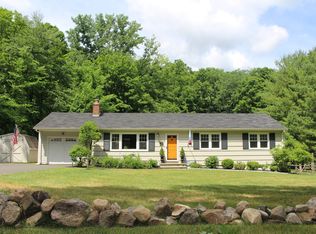 10 Aspen Mill Rd, Ridgefield, CT 06877
