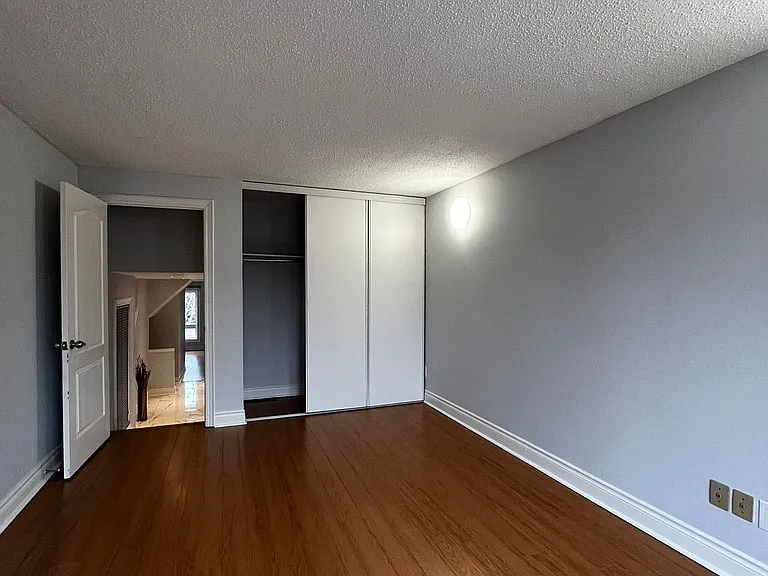 102 Seamist Cres — Photo 7