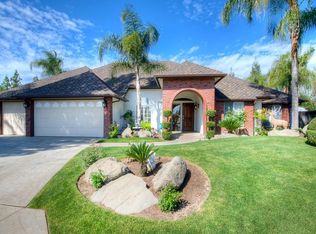 401 E Swallow Ct, Fresno, CA 93730