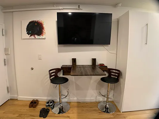 Rented by Keller Williams NYC | media 10