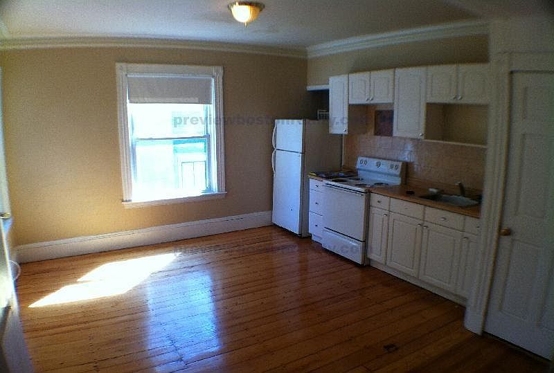 2nd image of 17 Higgins St #66