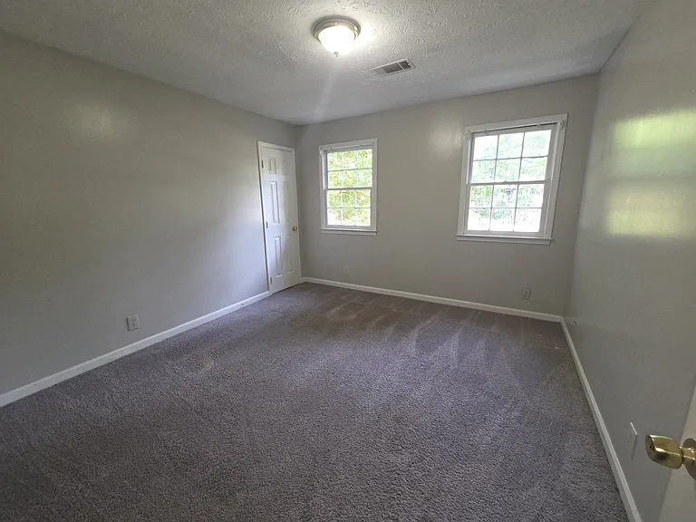 2902 Jordan Forest Trl — Photo 7