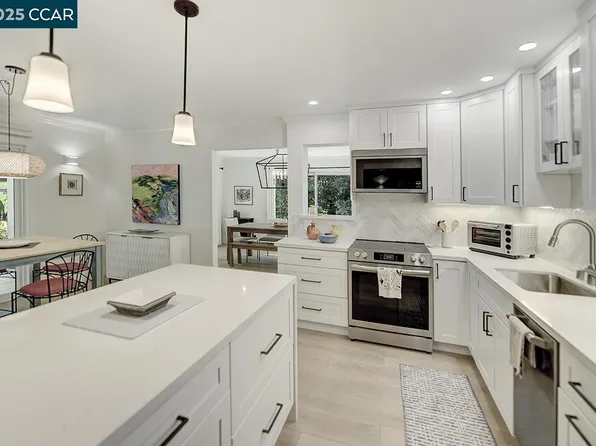 3474 Tice Creek Dr APT 8, Walnut Creek, CA 94595