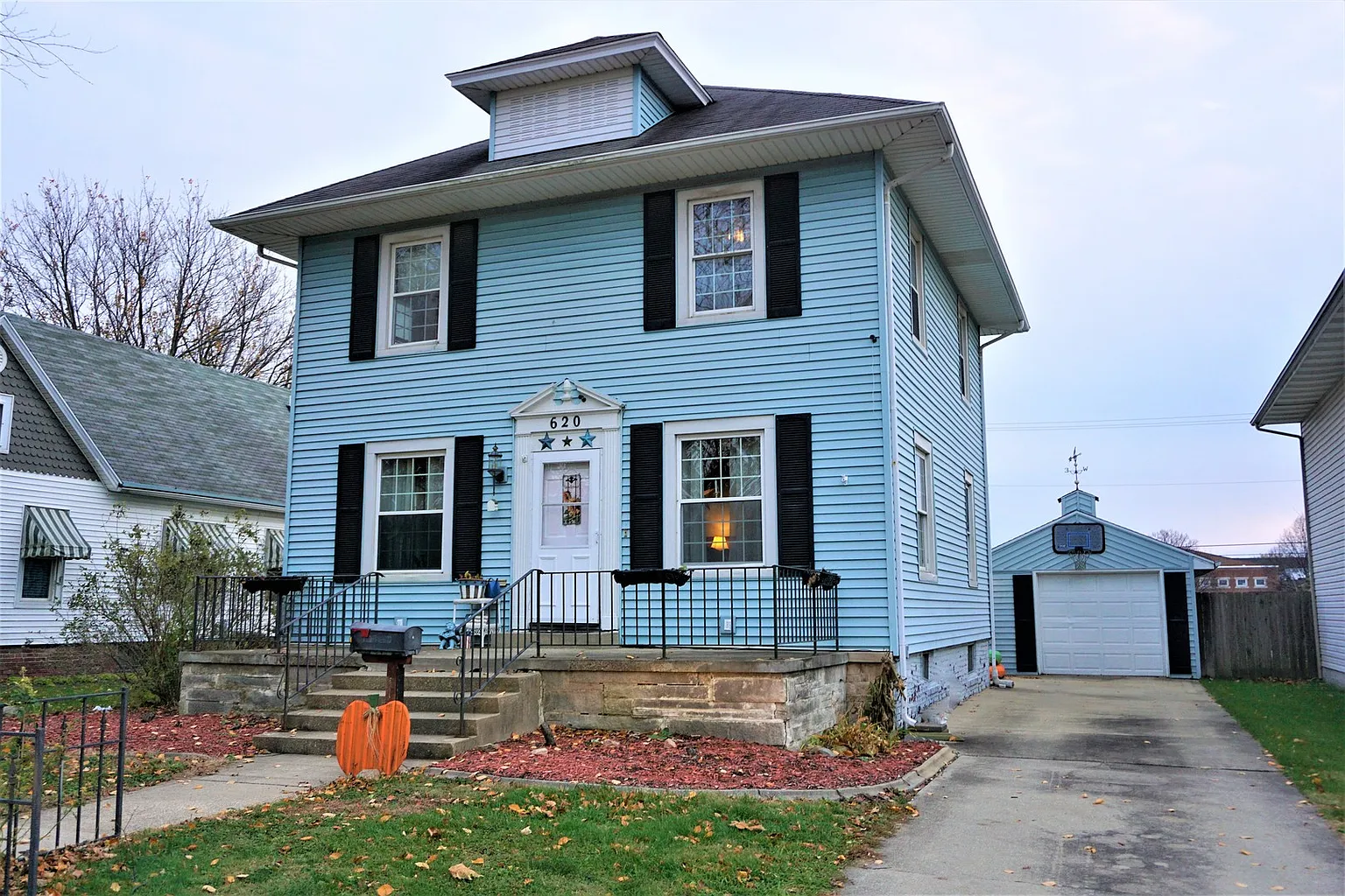 620 E Sangamon Ave photo 1