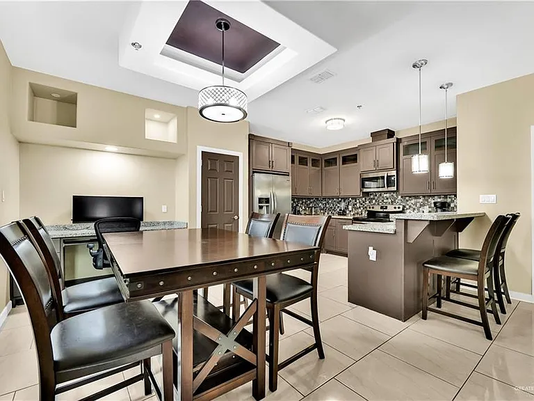1200 E Camellia Ave — Photo 4