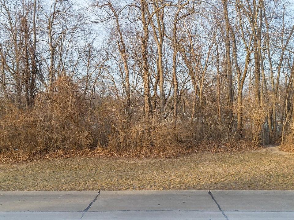 1st image of 516 Springwood Dr