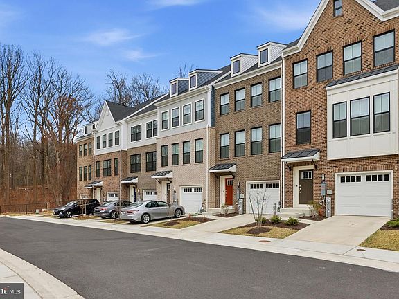 4th image of 11802 Summer Woods Pl