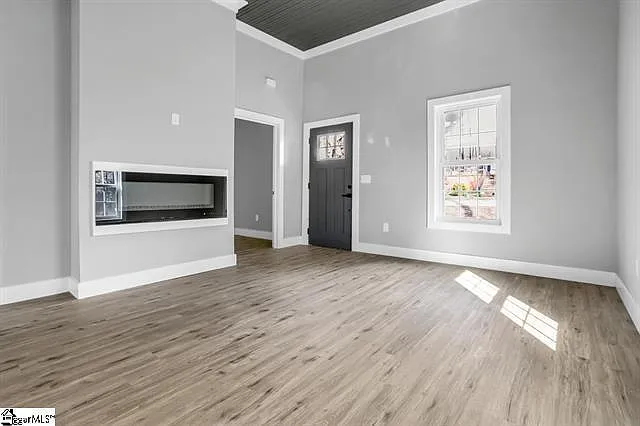 1218 1st Ave — Photo 3