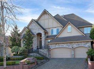2751 Beacon Hill Dr, West Linn, OR