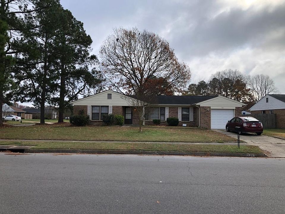 1st image of 884 Strickland Blvd