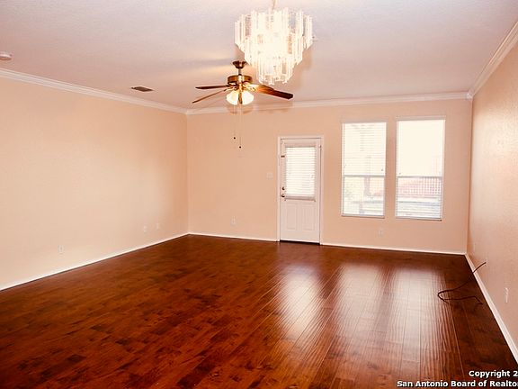 4th image of 6046 Valparaiso Way