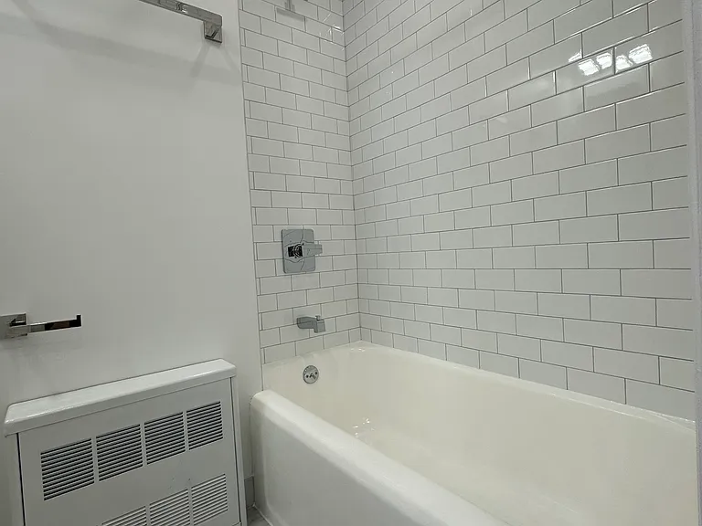 531 E 78th St #6G — Photo 10