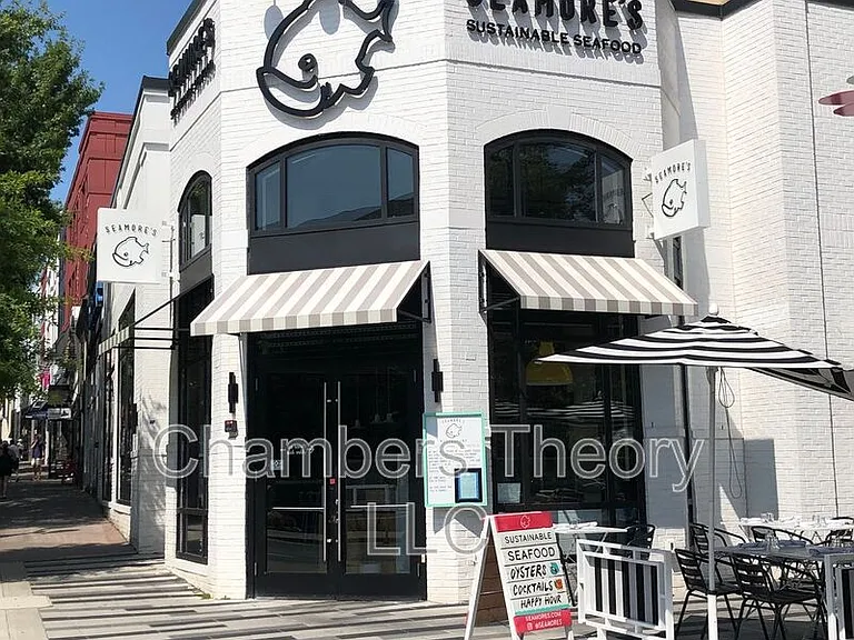 2400 Clarendon Blvd #201 — Photo 19