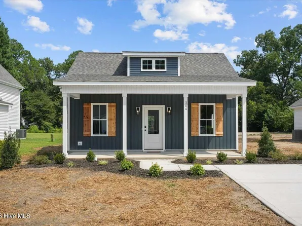 304 S Sycamore Street, Fremont, NC 27830