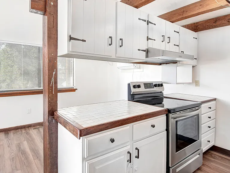 1622 Donovan Pl — Photo 6