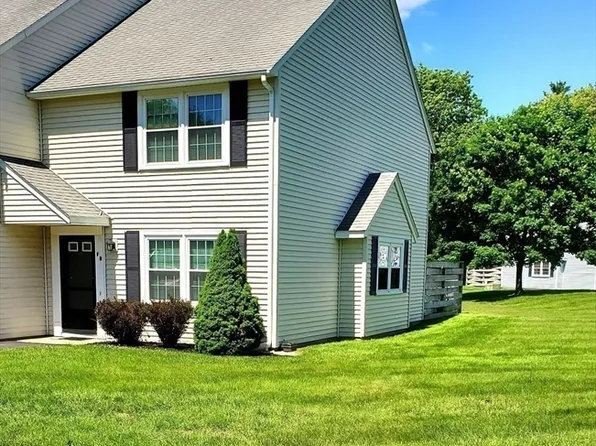 728 Auburn St APT F8, Whitman, MA 02382