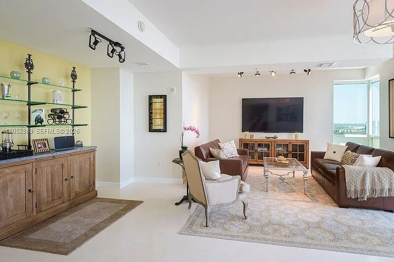 The Parc At Turnberry Isl — Photo 4