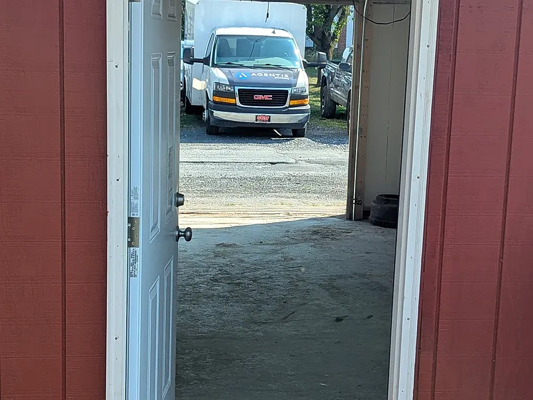 Single Bay garage