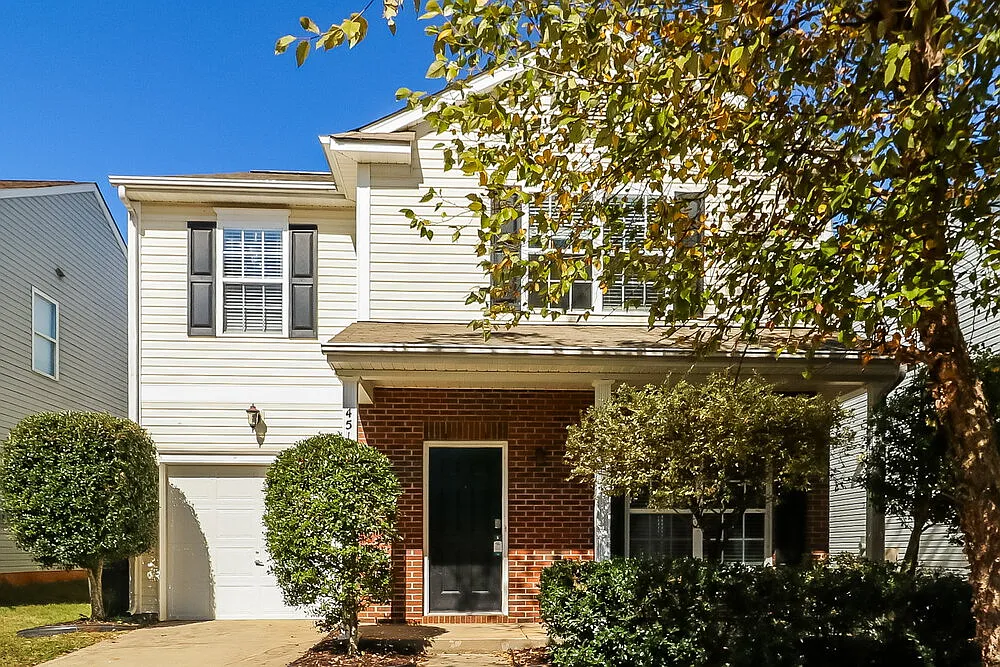 3 bed, 2.5 bath, 1972 sqft, $2,010 — Photo 1