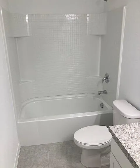 1032 Appleton St — Photo 30