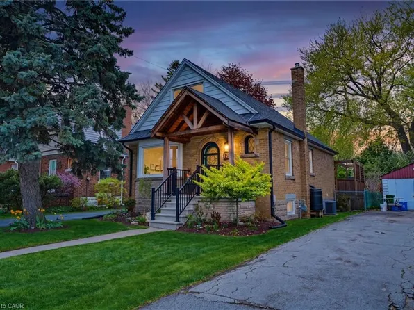 198 E 19th St, Hamilton, ON L9A 4S5