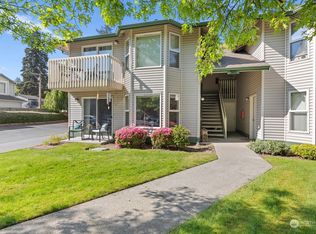 301 9th St APT 1, Snohomish, WA