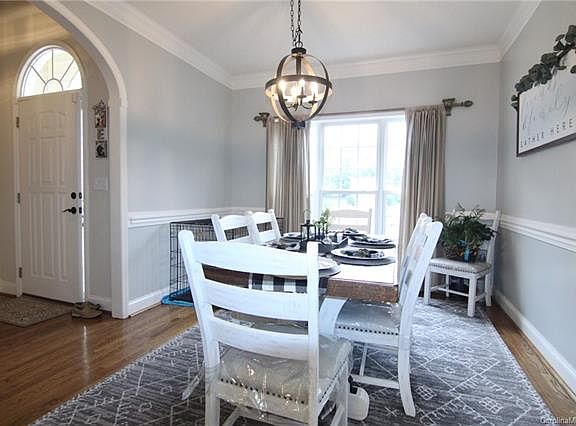 5th image of 404 Beckingham Ct