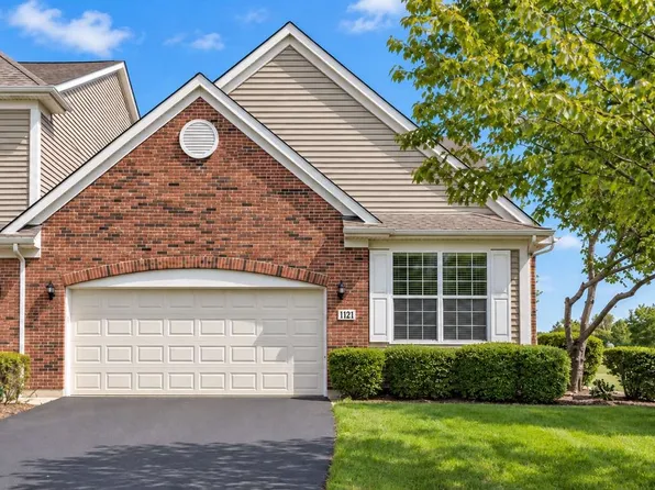 1121 Loganbury Ct, Elgin, IL 60120