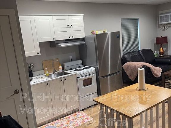 5th image of 4836 Clinton Ave