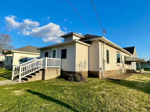 1001 E Butler St, Olney, IL 62450