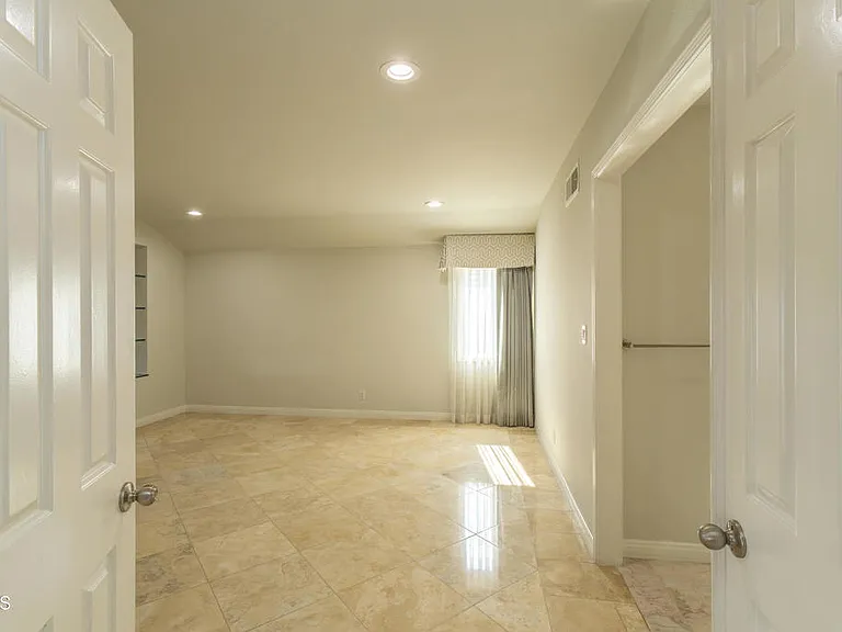 1212 Arno Dr — Photo 24