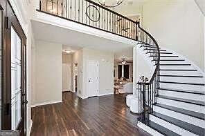 3rd image of 10590 Stone Point Pl