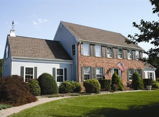 14 Merrill Rd, Flemington, NJ 08822