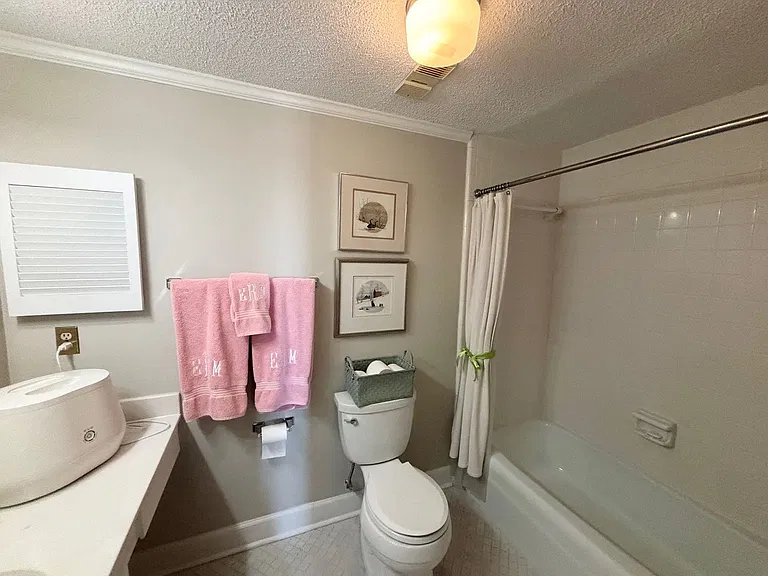 1829 Senate St #9C — Photo 27