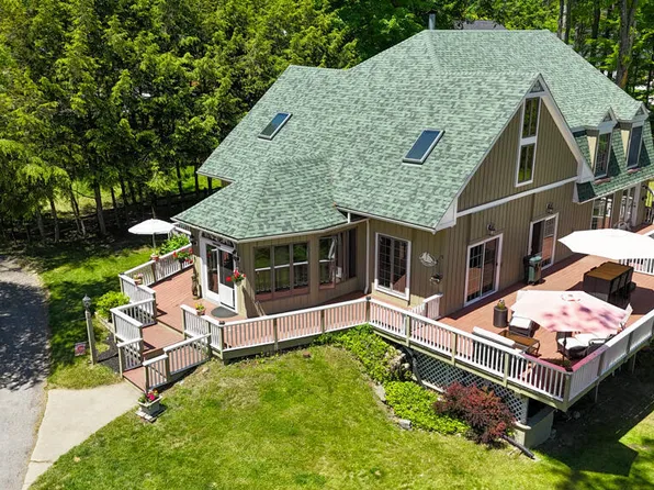 11 Cotton Court, Diamond Point, NY 12814