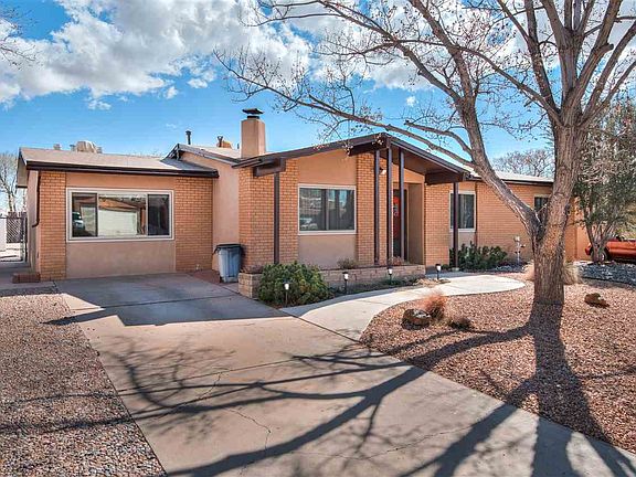 3rd image of 3012 Calle Princesa Juana